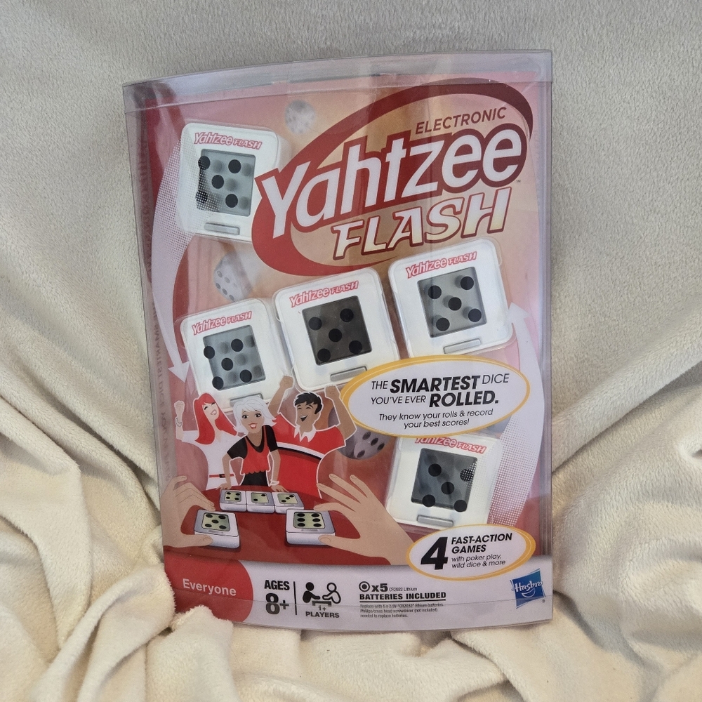 Hasbro Yahtzee Flash Dice-Based Math Electronic Game 2011